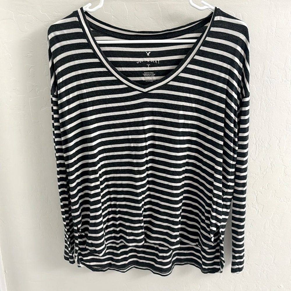 American Eagle Outfitters / Long Sleeve / Grey & White / Extra Small